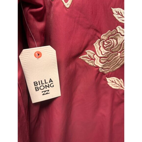 Billabong NWT Women's Dream With Me Embroidered Jacket Size S Red Holidays - Picture 7 of 8